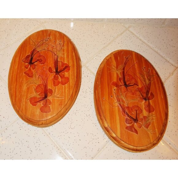 Vintage Two Oval Shaped Dried Pressed Flowers Wall Hanging Plaque farmhouse boho - Picture 1 of 9